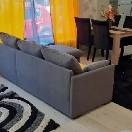 Charmante Petite Maison *